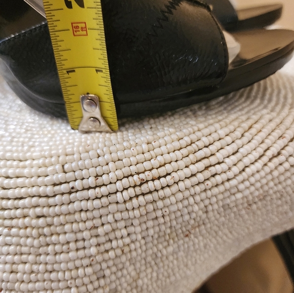 Michael Kors Black Berkley Patent Leather Sandals Size 10M.Like new cond… - Picture 11 of 12